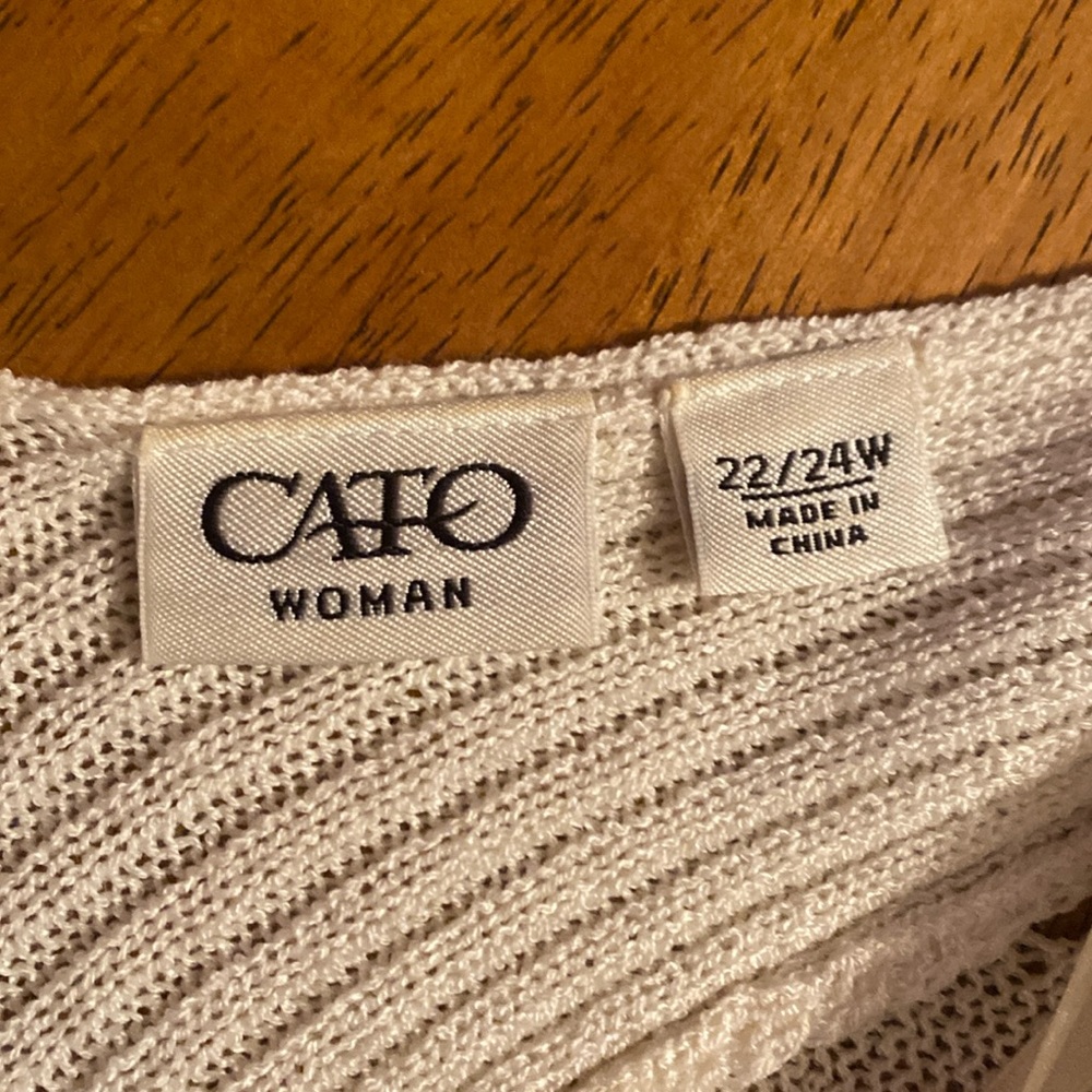Women’s shirt